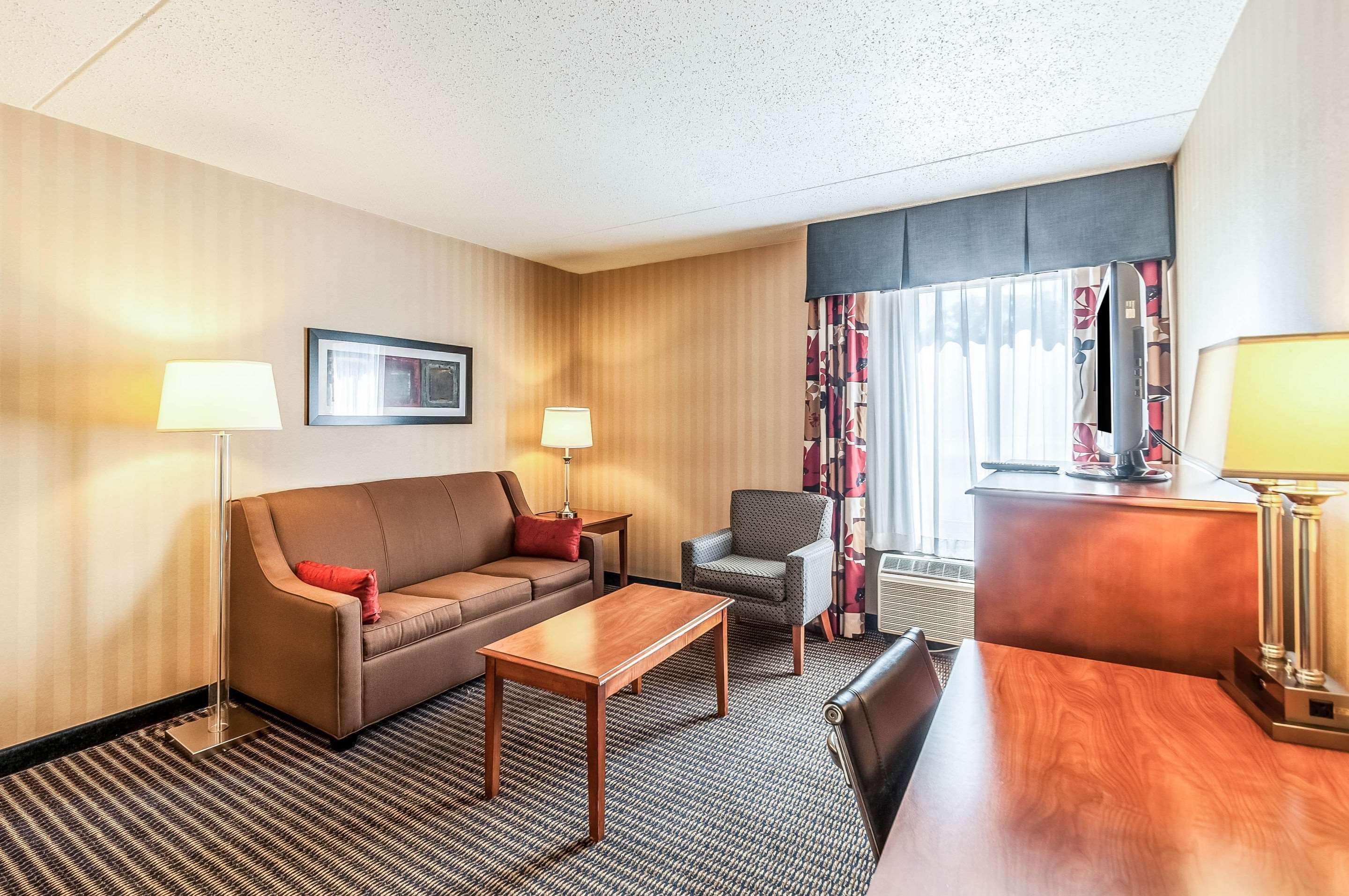 Comfort Inn & Suites Alexandria West Kültér fotó
